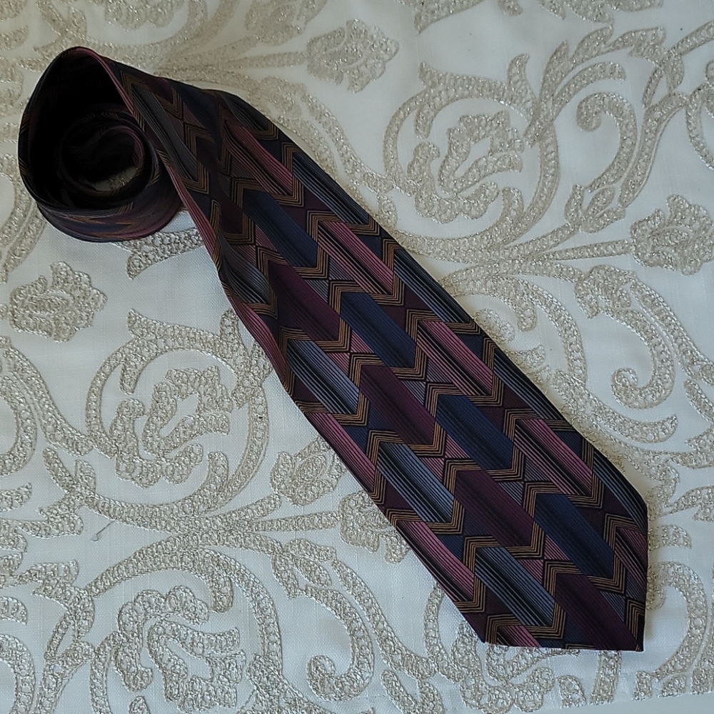 Isaac Zelcer Necktie